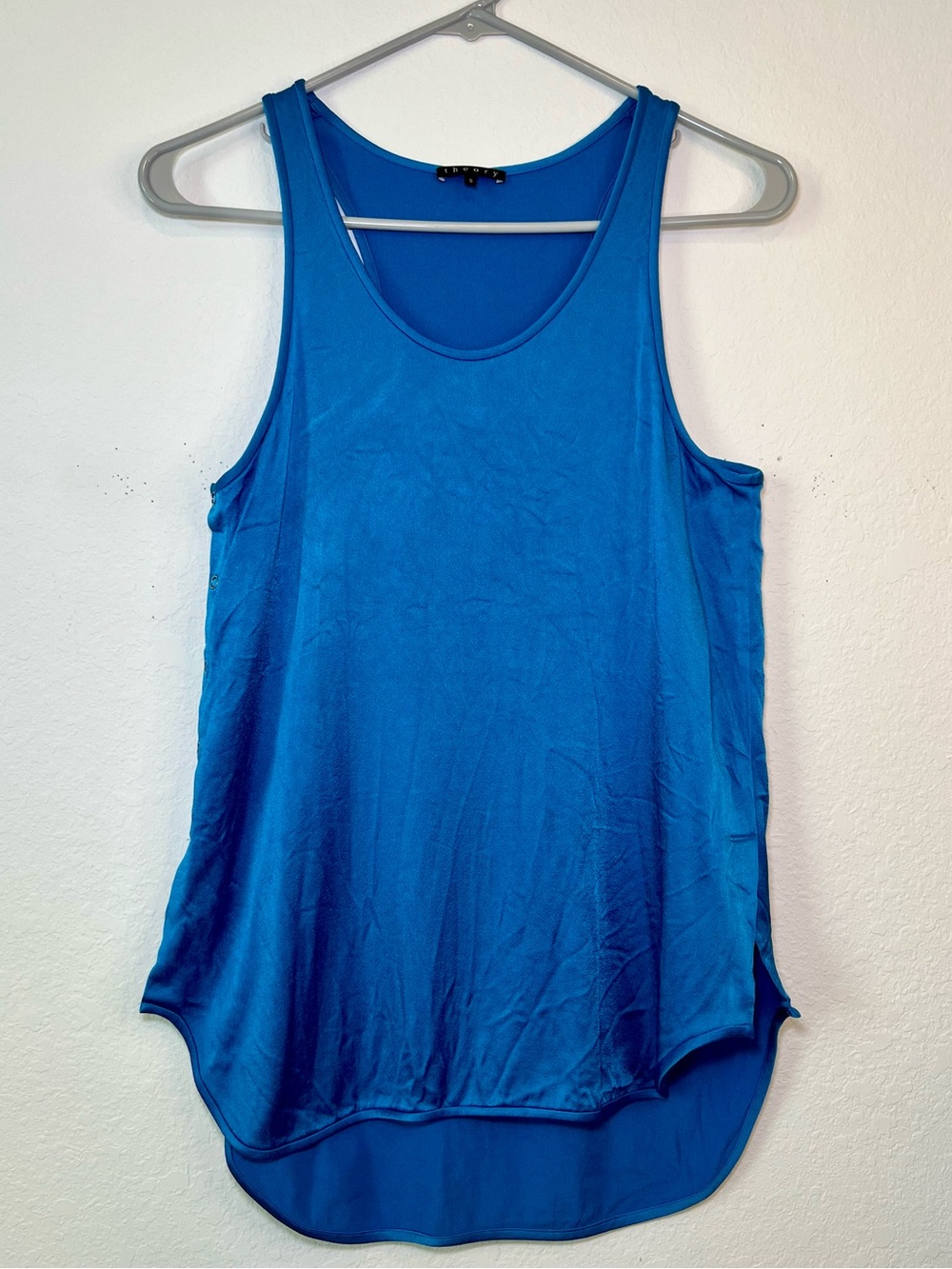 THEORY Womens Blue Open Side Tank Top. Great Condition. Women Top.  Size S